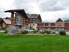 фото отеля BEST WESTERN Fernie Mountain Lodge