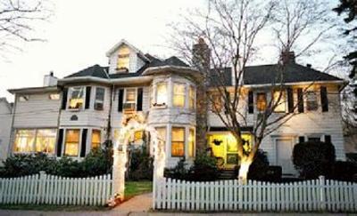 фото отеля Alexander Hamilton House Bed and Breakfast Croton-on-Hudson