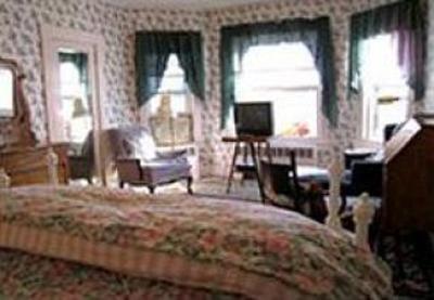 фото отеля Alexander Hamilton House Bed and Breakfast Croton-on-Hudson