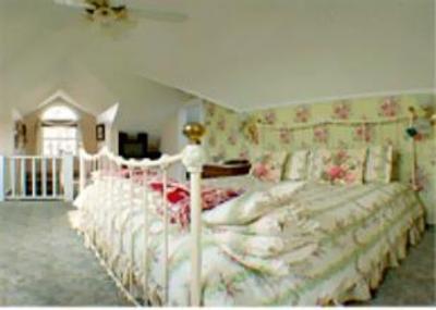 фото отеля Alexander Hamilton House Bed and Breakfast Croton-on-Hudson