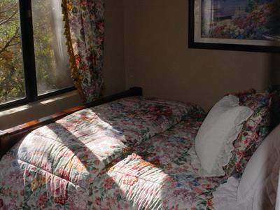фото отеля Verde River Rock House Bed and Breakfast