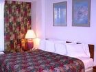 фото отеля Denver's Best Inn and Suites