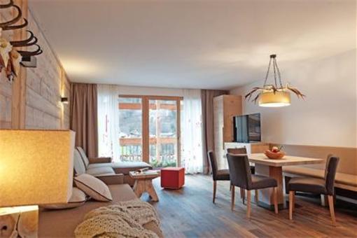 фото отеля Das Posthotel - Apart & Tirol