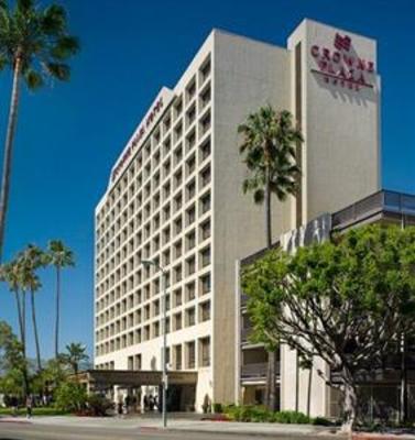 фото отеля Crowne Plaza Beverly Hills