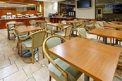 фото отеля Holiday Inn Express Temuco