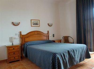фото отеля Hotel Diufain Conil de la Frontera