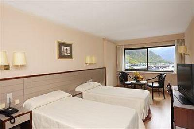 фото отеля Comtes d'Urgell