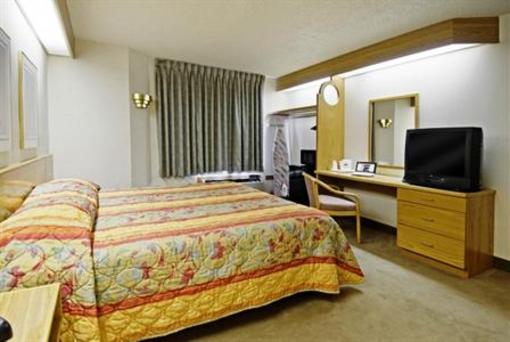 фото отеля Americas Best Value Inn Rawlins