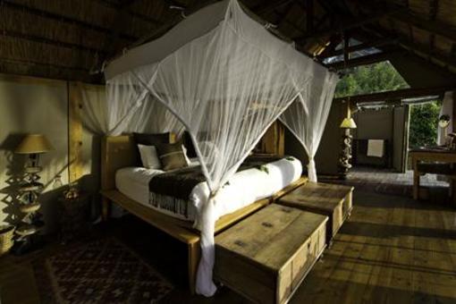 фото отеля Tongabezi Lodge