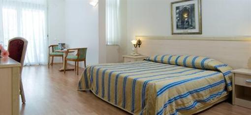 фото отеля Simena Tatil Koyu Hotel Kemer