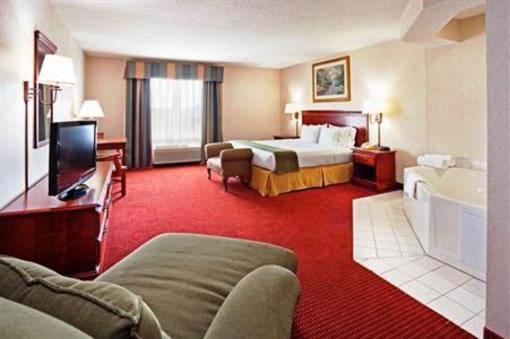 фото отеля Holiday Inn Express Suites Murphy
