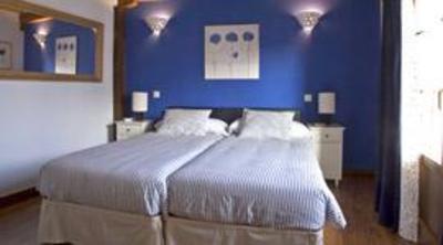 фото отеля Apartamentos Turisticos Ezcaray