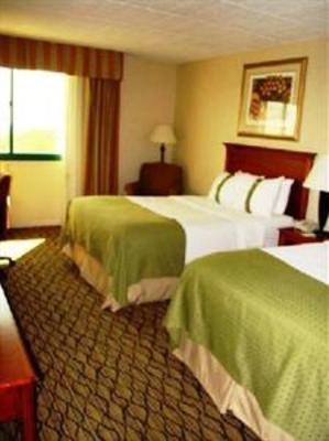 фото отеля Holiday Inn Pittsburgh Airport
