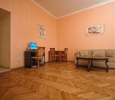 фото отеля Renaissance Suites Odessa