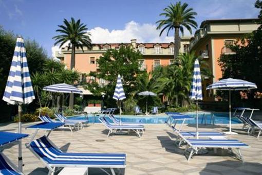 фото отеля Grand Hotel Ambasciatori Sorrento