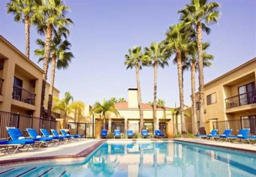 фото отеля Courtyard Los Angeles Hacienda Heights Orange County