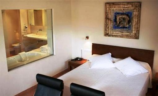 фото отеля Hotel Cal Naudi