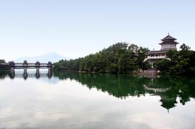 фото отеля Merryland Resort Guilin