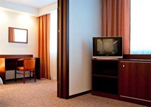 фото отеля Nadezhda Hotel