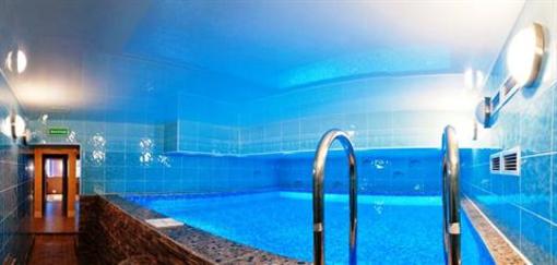 фото отеля Nadezhda Hotel