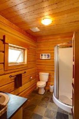фото отеля Mount 7 Lodges Golden (British Columbia)