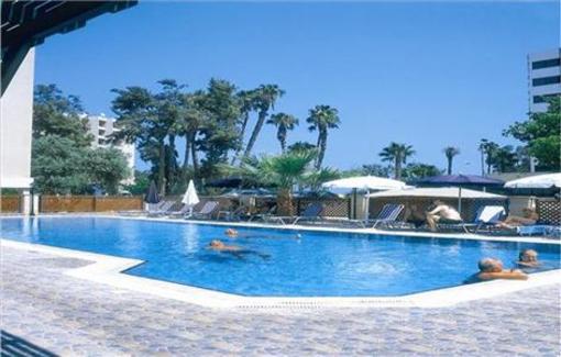 фото отеля Kapetanios Hotel Limassol