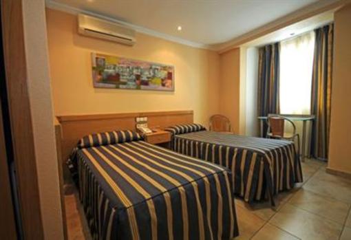 фото отеля Hostal Viky Madrid