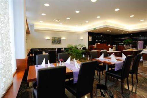 фото отеля Hotel Azul Kranj