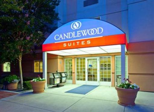 фото отеля Candlewood Suites North Orange County