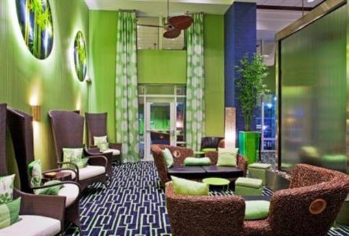 фото отеля Holiday Inn Express Hotel & Suites Orlando Apopka