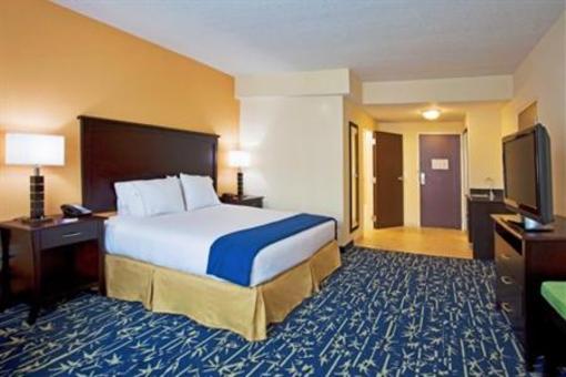 фото отеля Holiday Inn Express Hotel & Suites Orlando Apopka