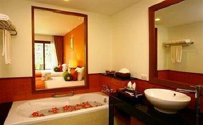 фото отеля Ravindra Beach Resort & Spa
