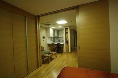 фото отеля Vabien Suites II Serviced Residence