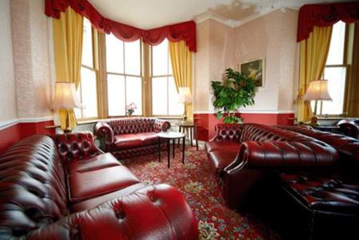 фото отеля Delmont Hotel