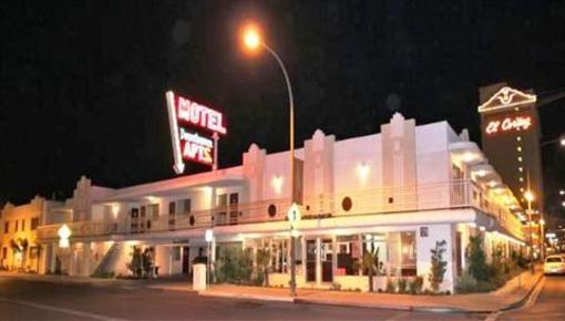 фото отеля Downtowner Motel