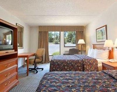 фото отеля Days Inn Conference Center Southern Pines Pinehurst