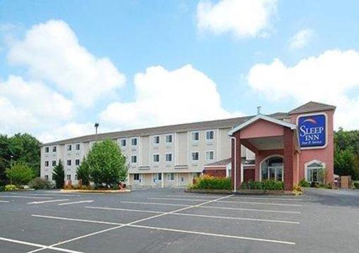 фото отеля Sleep Inn and Suites Niantic