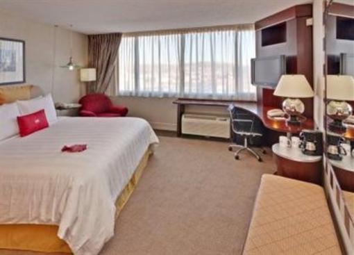 фото отеля Crown Plaza Hotel Syracuse