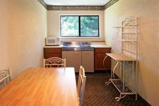 фото отеля Holiday Inn Express Huntington