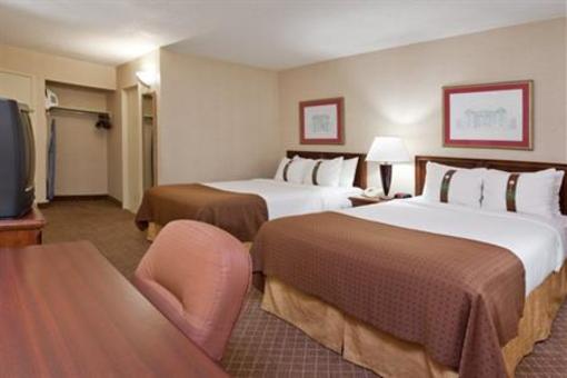 фото отеля Holiday Inn Cincinnati - I-275 North