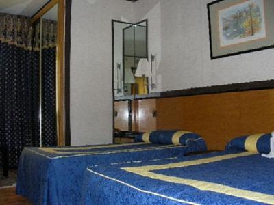 фото отеля Avenida de Espana Hotel Fuenlabrada