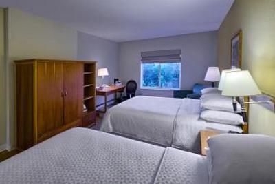 фото отеля Four Points by Sheraton Durham at Southpoint