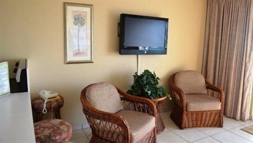 фото отеля Ocean Beach Club Resort Key Colony Beach