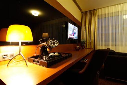 фото отеля Mikado Hotel