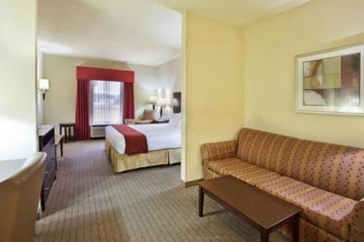 фото отеля Holiday Inn Express Calhoun