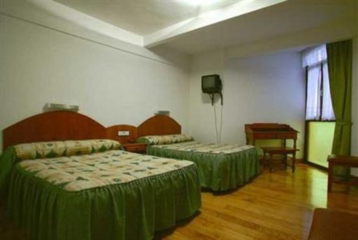 фото отеля Hotel Urgain
