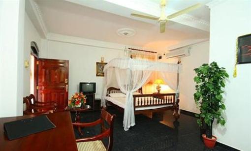 фото отеля Janasetha Luxury Apartment Galle