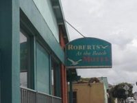Roberts At The Beach Motel