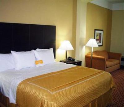 фото отеля La Quinta Inn & Suites Canton (Mississippi)