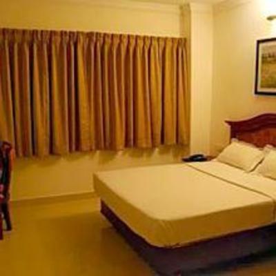 фото отеля Kings Hotel Chennai